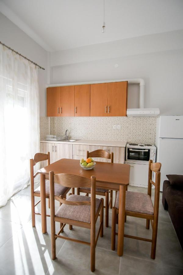 Anna Apartment Preveza Bagian luar foto